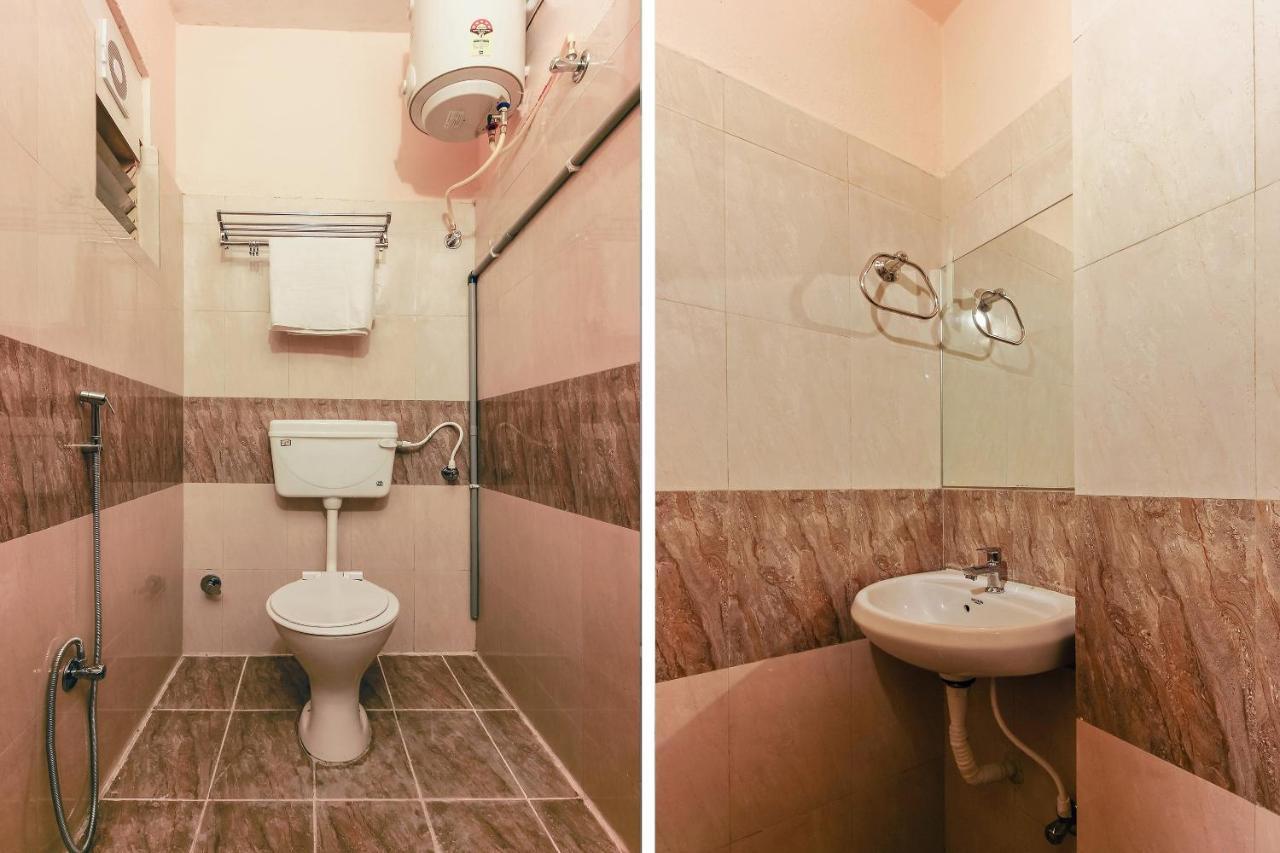 Oyo 23191 Flagship Hotel Raj Madan Ameerpet Hyderabad Bagian luar foto